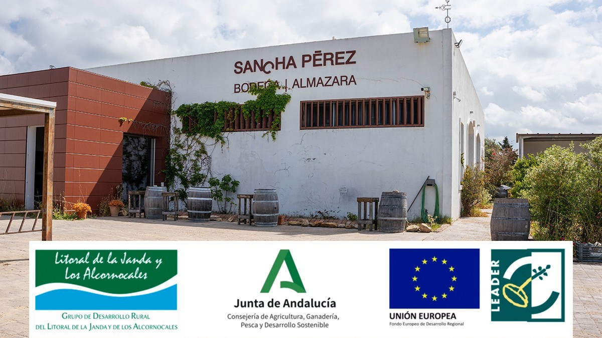 Ramón Iglesias Pérez has received support from the European Union and the Junta de Andalucía, through the Rural Development Group of the Litoral de la
